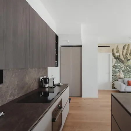 Gohost - Terrace Walking Distance From Station *
